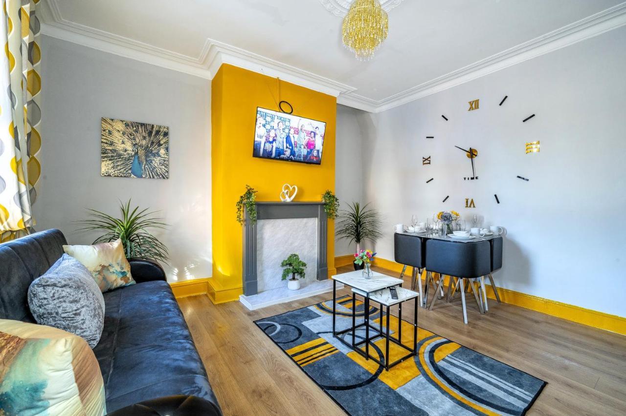 *1Es* For Your Most Relaxed & Cosy Stay + Free Parking + Free Fast Wifi * リーズ エクステリア 写真